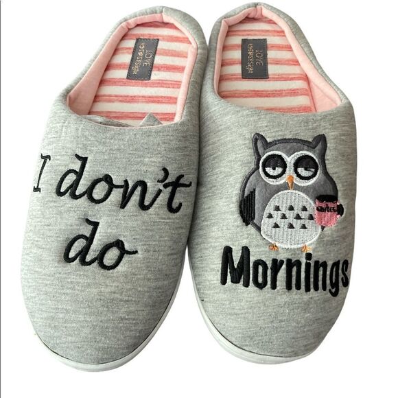“I Don’t Do Mornings “ House slippers - Picture 2 of 7